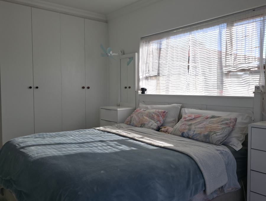 3 Bedroom Property for Sale in Wavecrest Eastern Cape